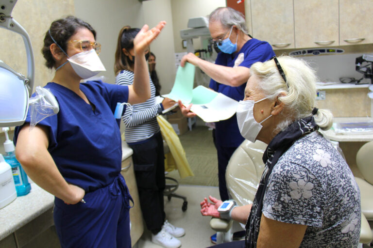 CCMP volunteers on dental session